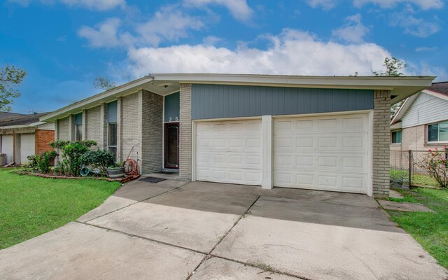 2508 Grape Ln, Pasadena, TX 77502 - photo 5