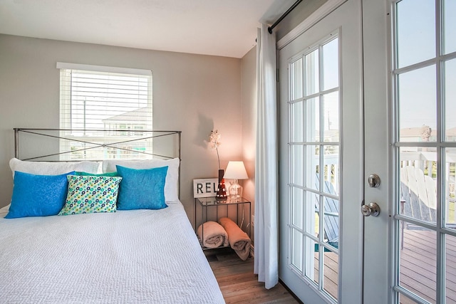 16519 Mansvelt Rd, Jamaica Beach, TX 77554 - bedroom featuring wood finished floors