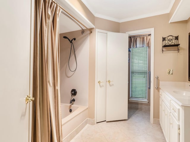 16707 Rugby Ct, Spring, TX 77379 - full bath featuring tile patterned flooring, shower / tub combo, vanity, crown molding, and baseboards
