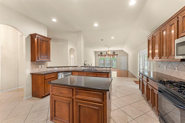27603 Molly Hills Ct, Spring, TX 77386 - photo 15