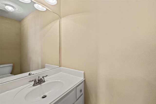11812 Sea Shadow Bnd, Pearland, TX 77584 - half bath with toilet and vanity