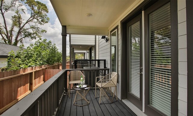 305 E 40th St Unit B, Houston, TX 77018 - view of balcony