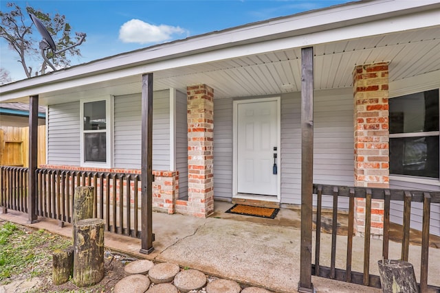11610 Lane St, Houston, TX 77029 - entrance to property featuring a porch