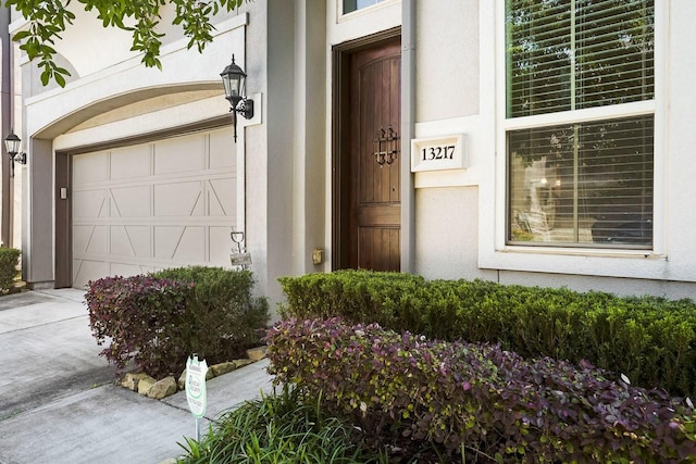 13217 Green Hills Dr, Houston, TX 77077 - entrance to property with stucco siding