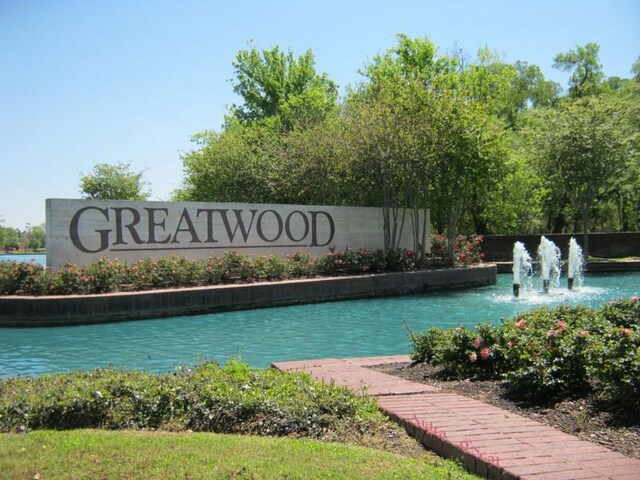 1314 Cross Valley Dr, Sugar Land, TX 77479 - view of community / neighborhood sign