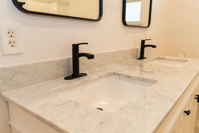 2315 Poinciana Dr, Houston, TX 77018 - details featuring double vanity and a sink