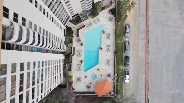 3525 Sage Rd Unit 1314, Houston, TX 77056 - drone / aerial view of a pool area