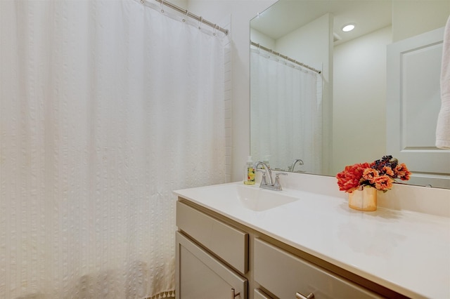 12006 Wooden Mill Ln, Santa Fe, TX 77510 - full bath with recessed lighting and vanity