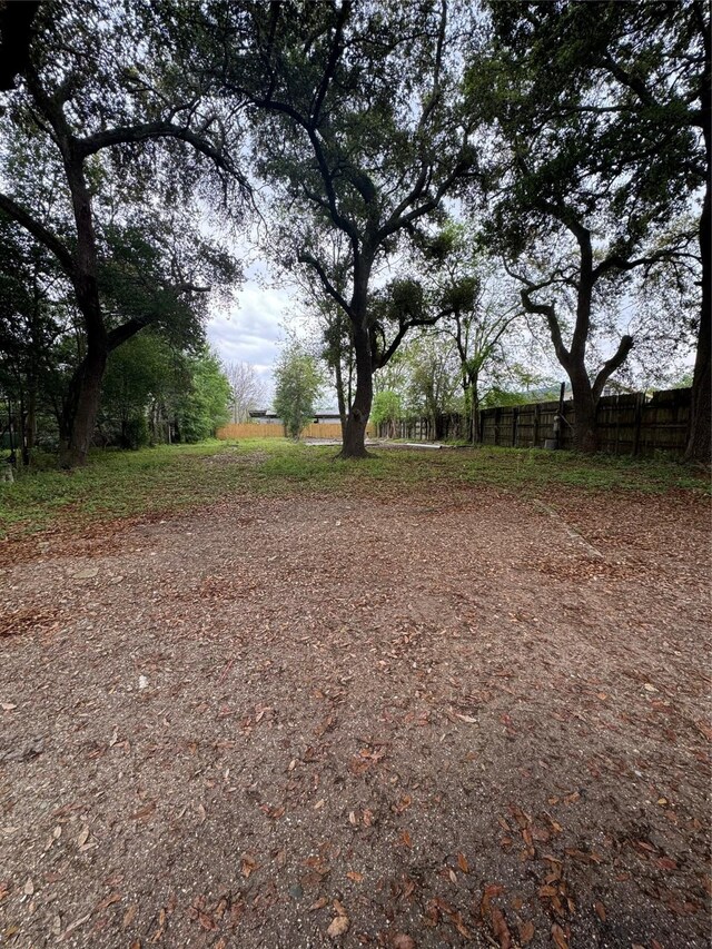 6910 Beela Rd, Houston, TX 77048