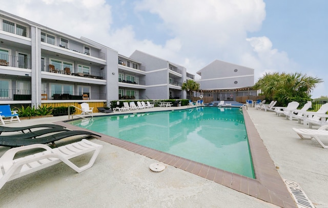 7600 Seawall Blvd Unit 214, Galveston, TX 77551 - view of community pool
