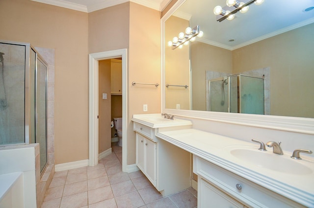 208 Bremond St, Houston, TX 77006 - full bath with crown molding, a sink, toilet, and a shower stall