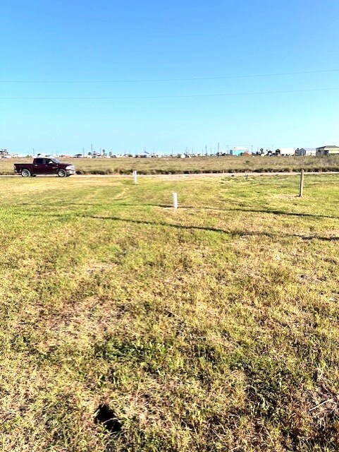 278 Seaview St, Sargent, TX 77414
