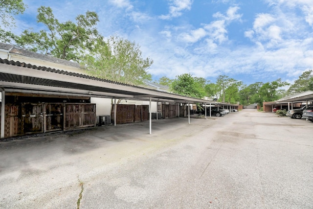 9654 Westview Dr Unit 9, Houston, TX 77055 - view of horse barn