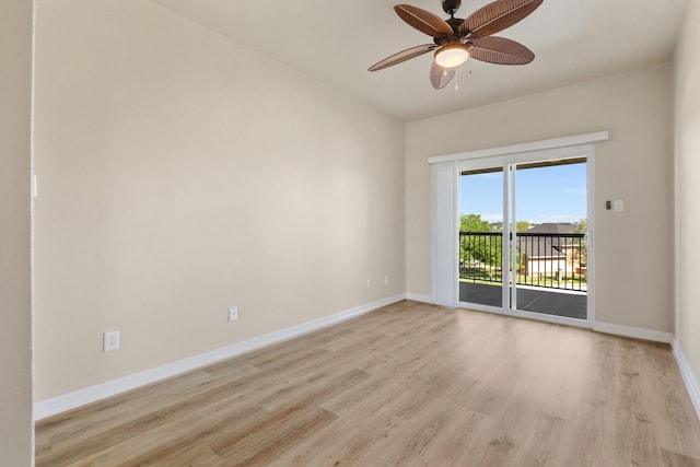12800 Melville Dr Unit B307, Montgomery, TX 77356 - unfurnished room with light wood finished floors, baseboards, and a ceiling fan