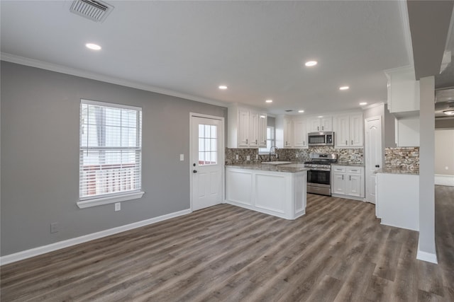 725 10th St, Dickinson, TX 77539 - photo 8