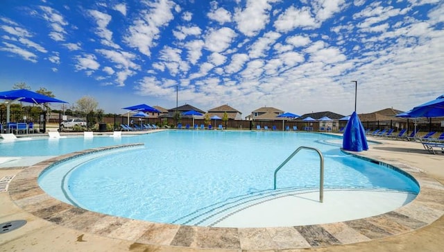 pool with fence