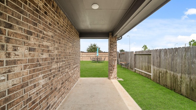 view of yard featuring a fenced backyard