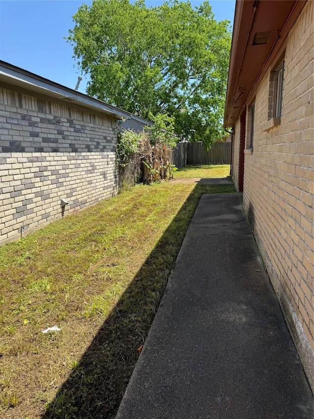 10726 Staghill Dr, Houston, TX 77064 - view of yard with fence