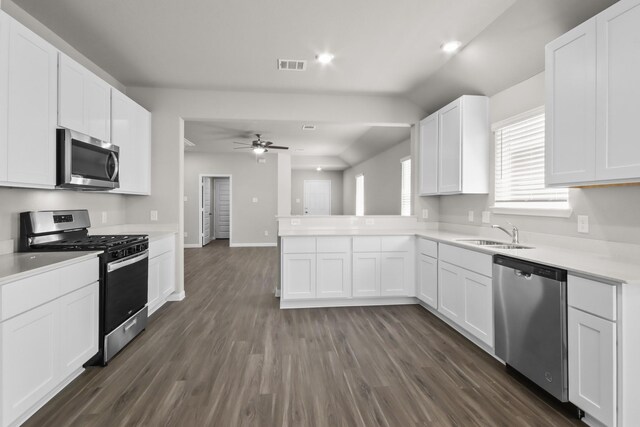 13773 Sunshine Peak Dr, Willis, TX 77318