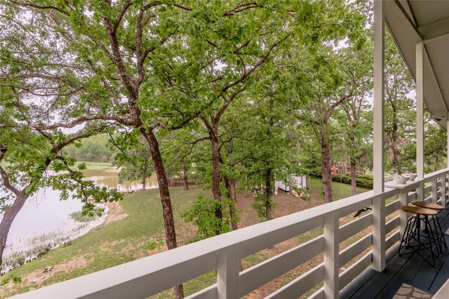 101 Tony Ln, Huntsville, TX 77320 - balcony with a water view