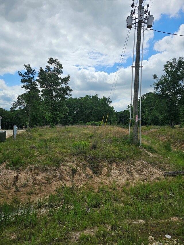 709 Rd 5262, Cleveland, TX 77327