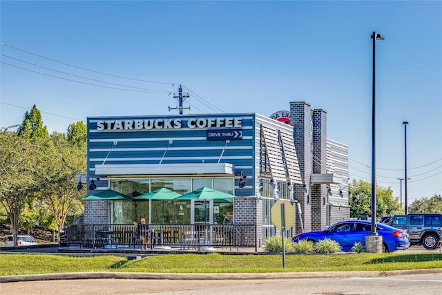410 Emma St, Angleton, TX 77515 - view of building exterior