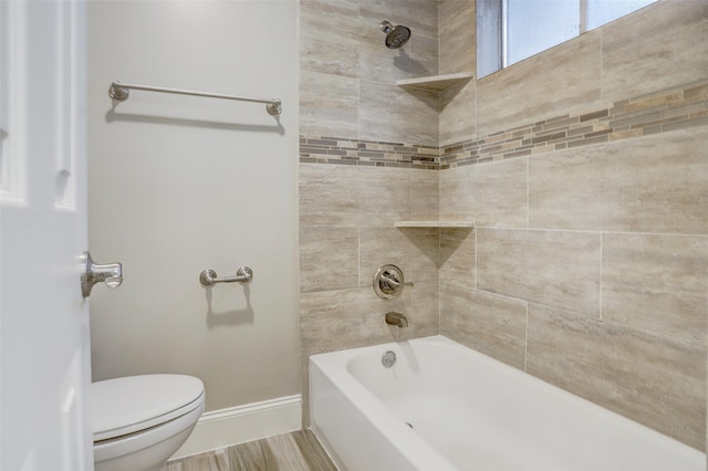 2510 Cobble Ridge Dr, Sugar Land, TX 77498 - bathroom featuring toilet, shower / bath combination, and baseboards