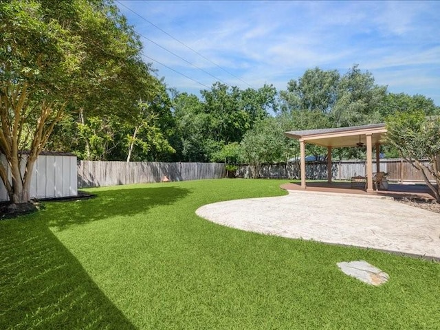 2510 Cobble Ridge Dr, Sugar Land, TX 77498 - view of yard with a patio area