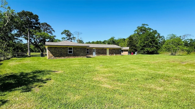 1434 County Road 878a, Sweeny, TX 77480 - view of yard
