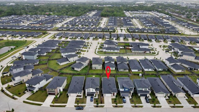 2906 Chase Cross Ln, Houston, TX 77047 - aerial view of property and surrounding area featuring nearby suburban area