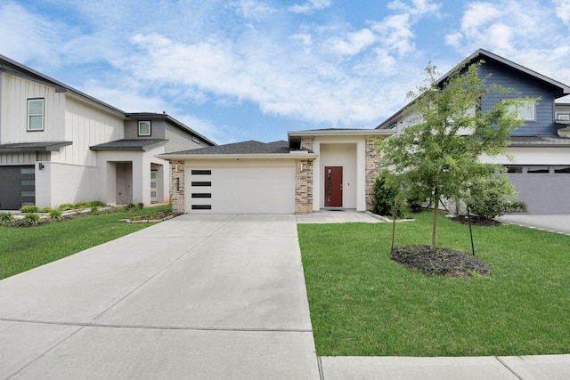 2906 Chase Cross Ln, Houston, TX 77047 - view of front facade featuring concrete driveway, an attached garage, and a front lawn