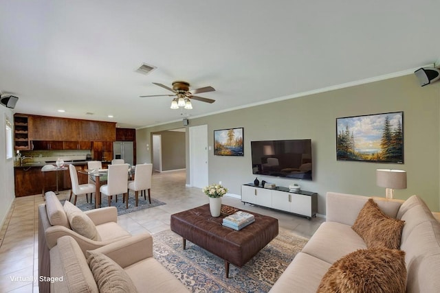 9534 Meadowglen Ln, Houston, TX 77063
