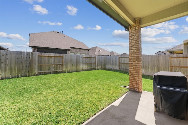 908 Newport Creek Dr, Katy, TX 77493 - view of yard with a fenced backyard