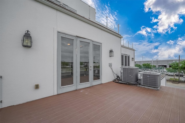1305 Laird St, Houston, TX 77008 - wooden terrace featuring central AC unit