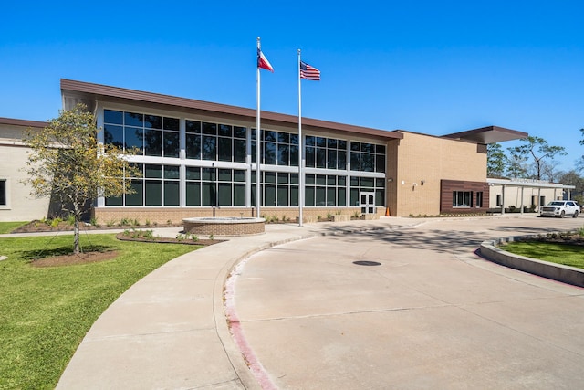 8954 Chatsworth Dr, Houston, TX 77024 - view of property