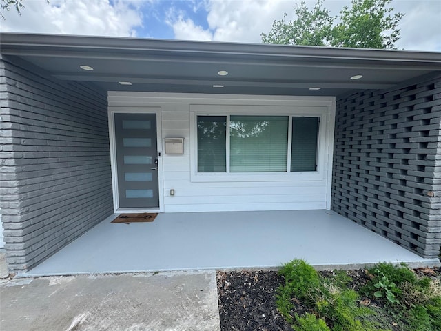 4626 Ella Blvd, Houston, TX 77018 - property entrance with a patio area