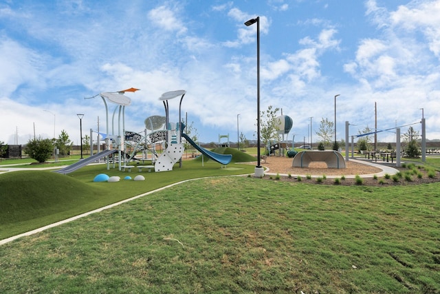 27010 Costa Creek Dr, Katy, TX 77493 - community jungle gym with a yard