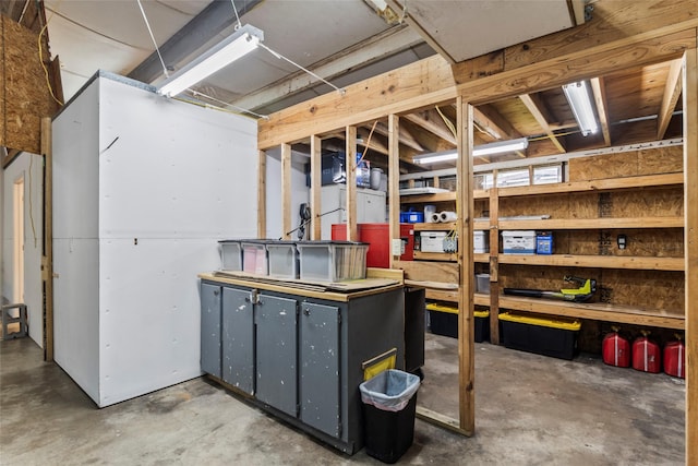 view of unfinished basement