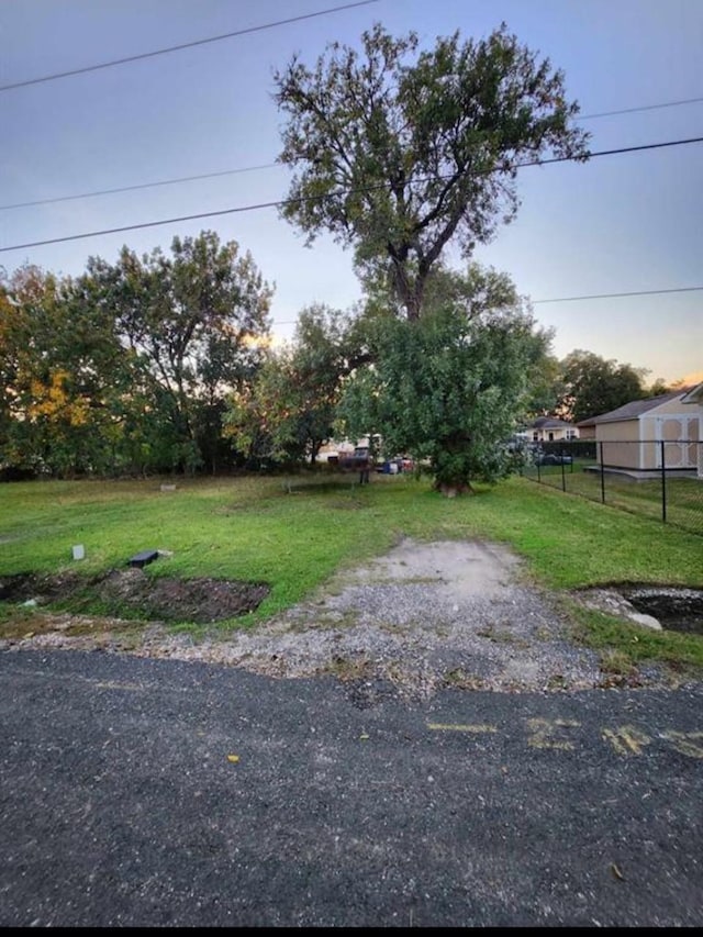405 Crockett St, Texas City, TX 77591 - photo 1