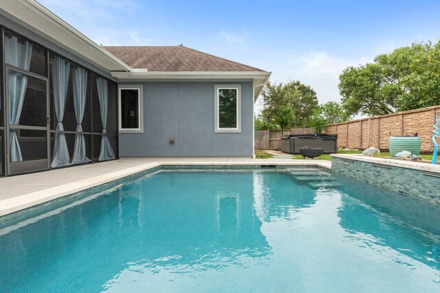 6931 Harvest Ln, Katy, TX 77493 - view of pool with a patio, a fenced backyard, a fenced in pool, and a hot tub