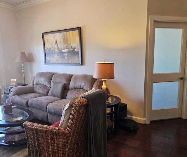 100 Willard St Unit 46, Houston, TX 77006 - living room featuring baseboards, hardwood / wood-style floors, and crown molding