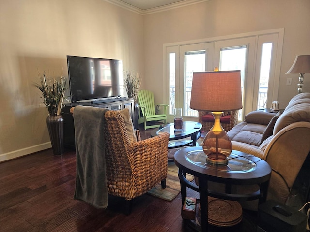 100 Willard St Unit 46, Houston, TX 77006 - living area featuring crown molding, baseboards, and dark wood finished floors
