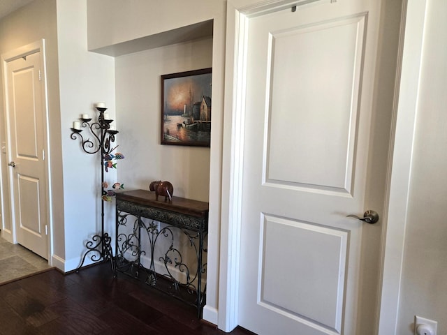 100 Willard St Unit 46, Houston, TX 77006 - hallway with baseboards and wood finished floors