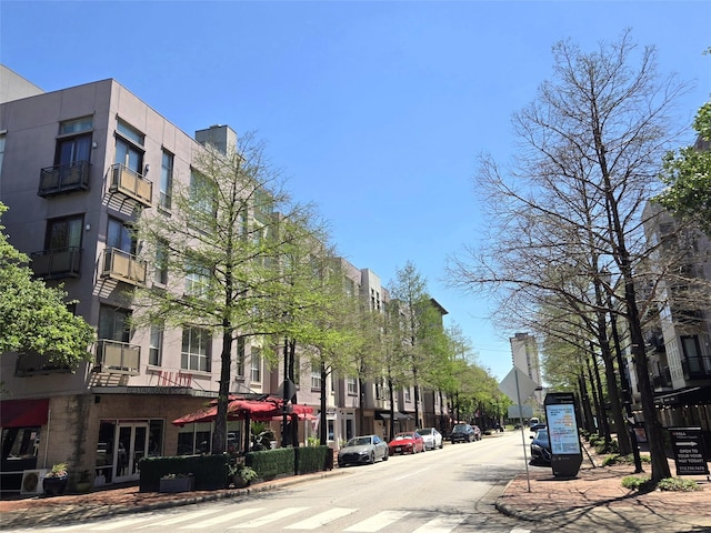 100 Willard St Unit 46, Houston, TX 77006 - view of street featuring curbs, traffic signs, and sidewalks
