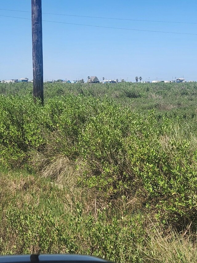 5853 Pelican Dr, Sargent, TX 77414