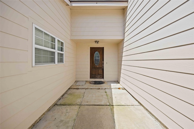 view of property entrance