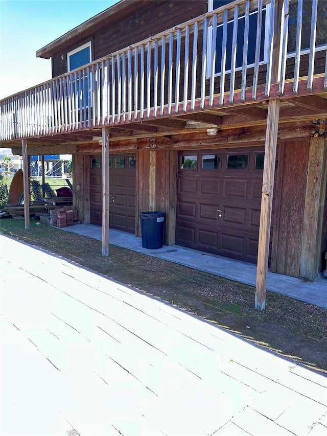 16634 Francis Drake Rd, Jamaica Beach, TX 77554 - view of garage