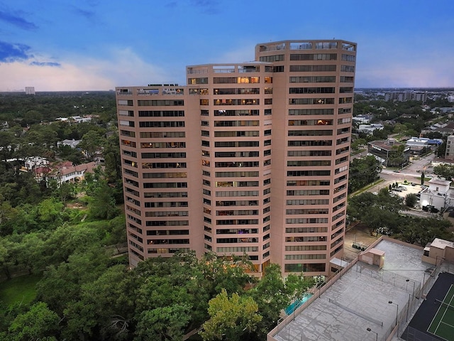 101 Westcott St Unit 2001, Houston, TX 77007 - view of building exterior