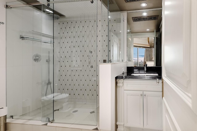 101 Westcott St Unit 2001, Houston, TX 77007 - full bathroom with a stall shower, vanity, and visible vents