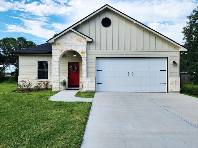 145 W Jackson St, West Columbia, TX 77486 - photo 2